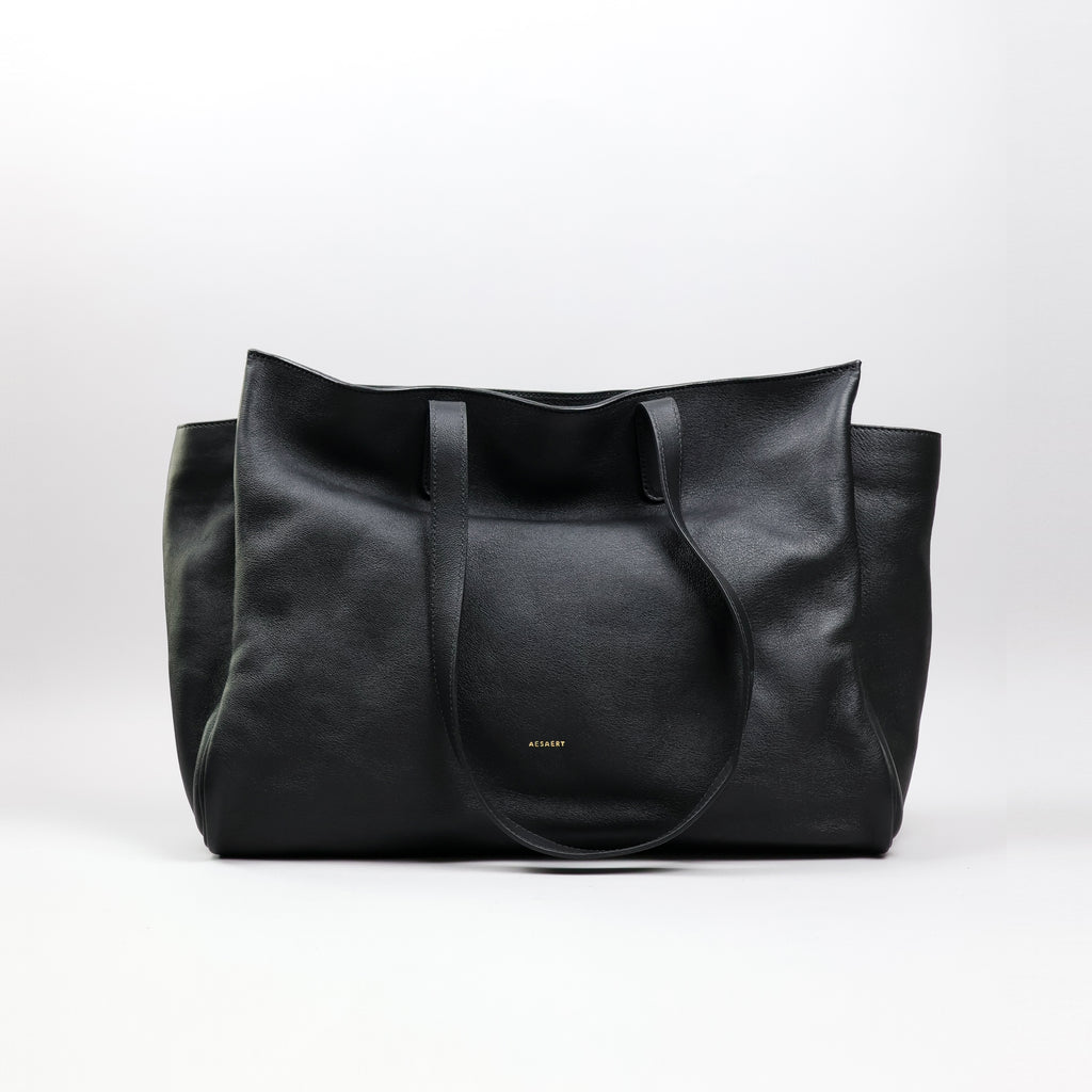 Fien - Black