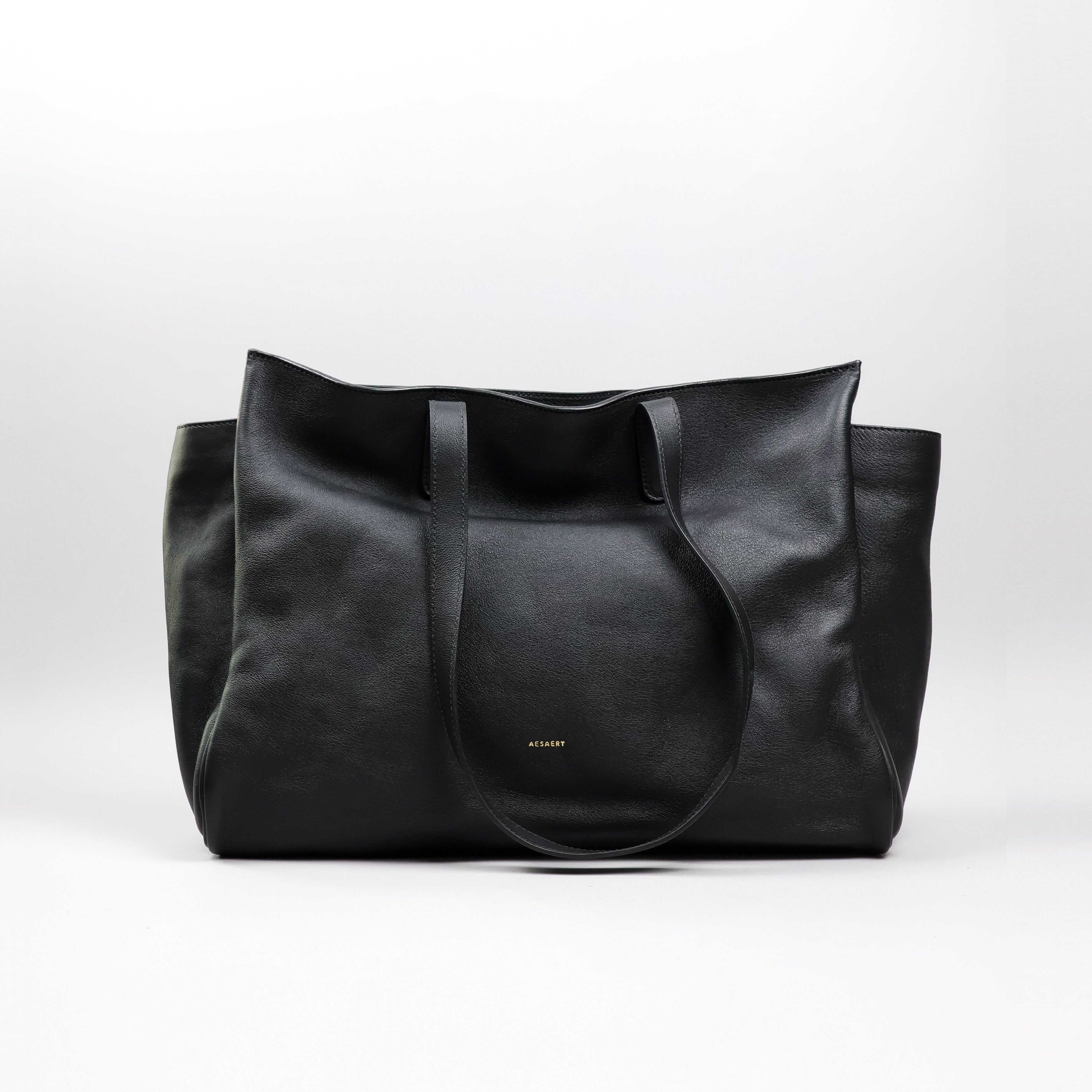 Fien - Black