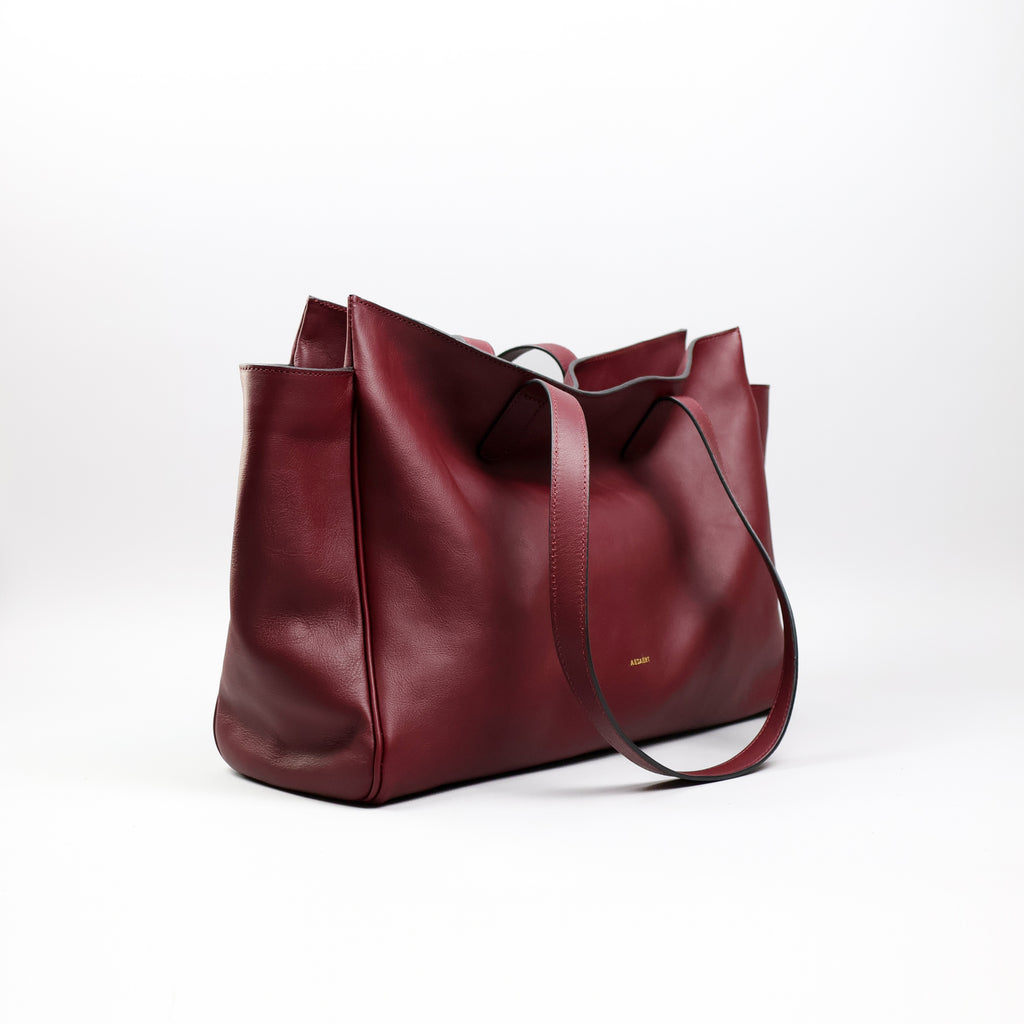 Fien - Mahogany Red