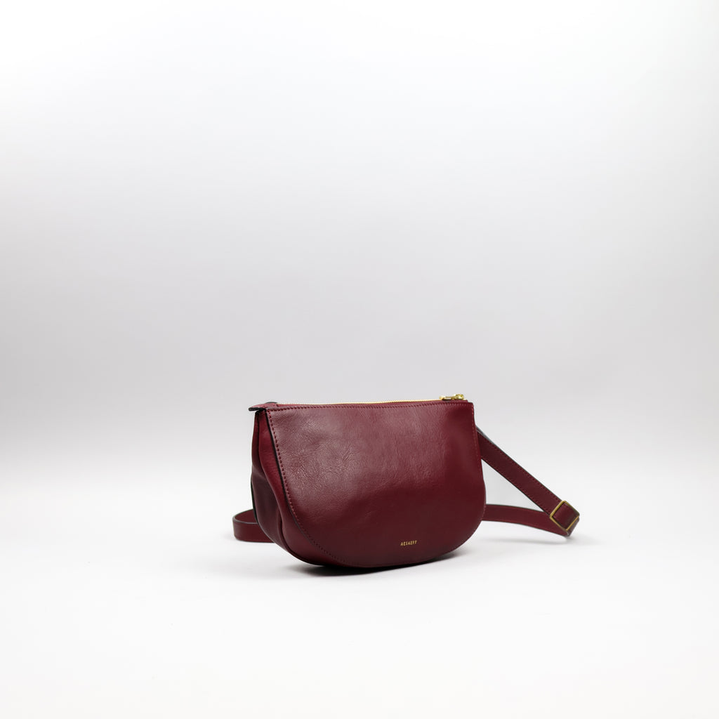 Brieux - Mahogany Red