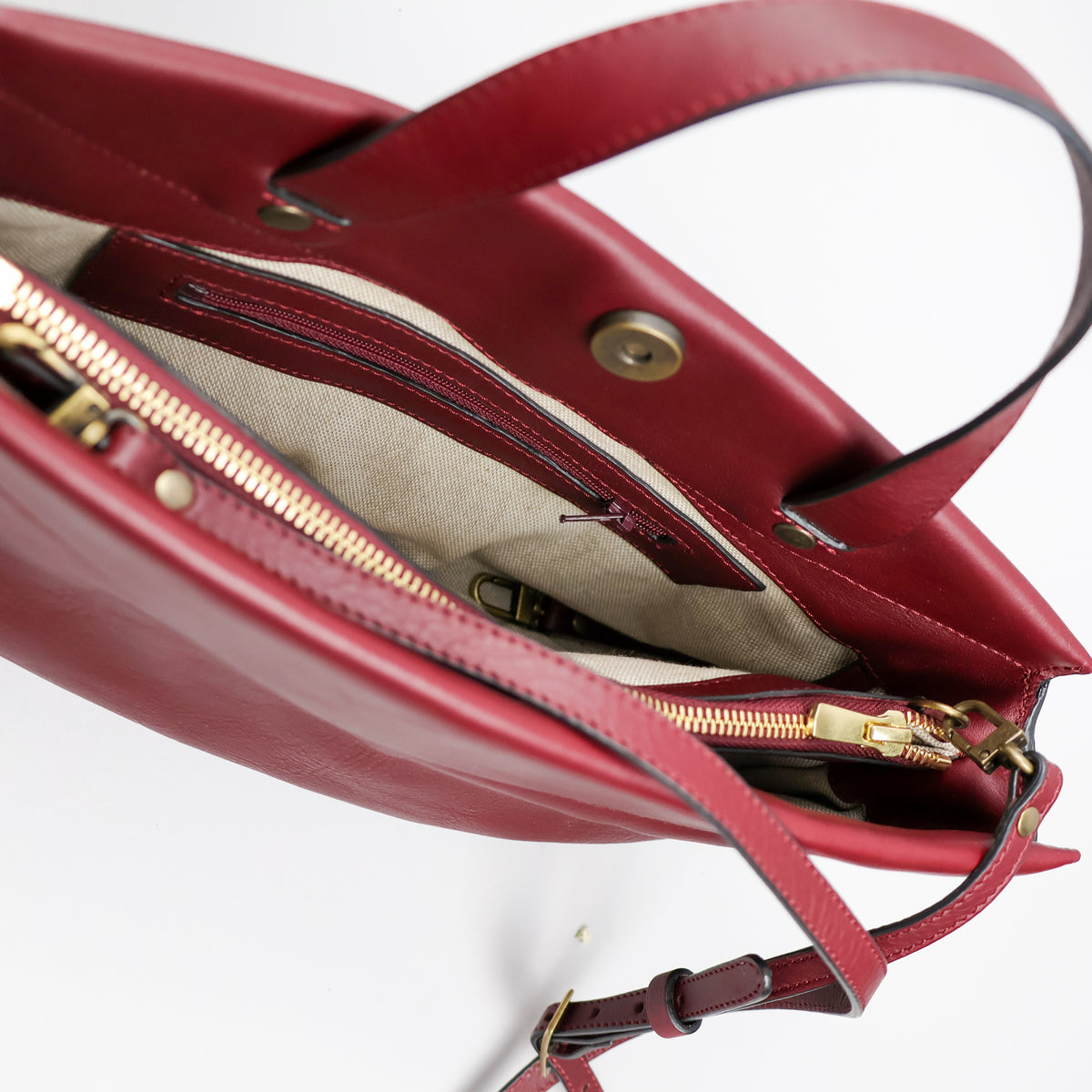 Alix - Mahogany Red