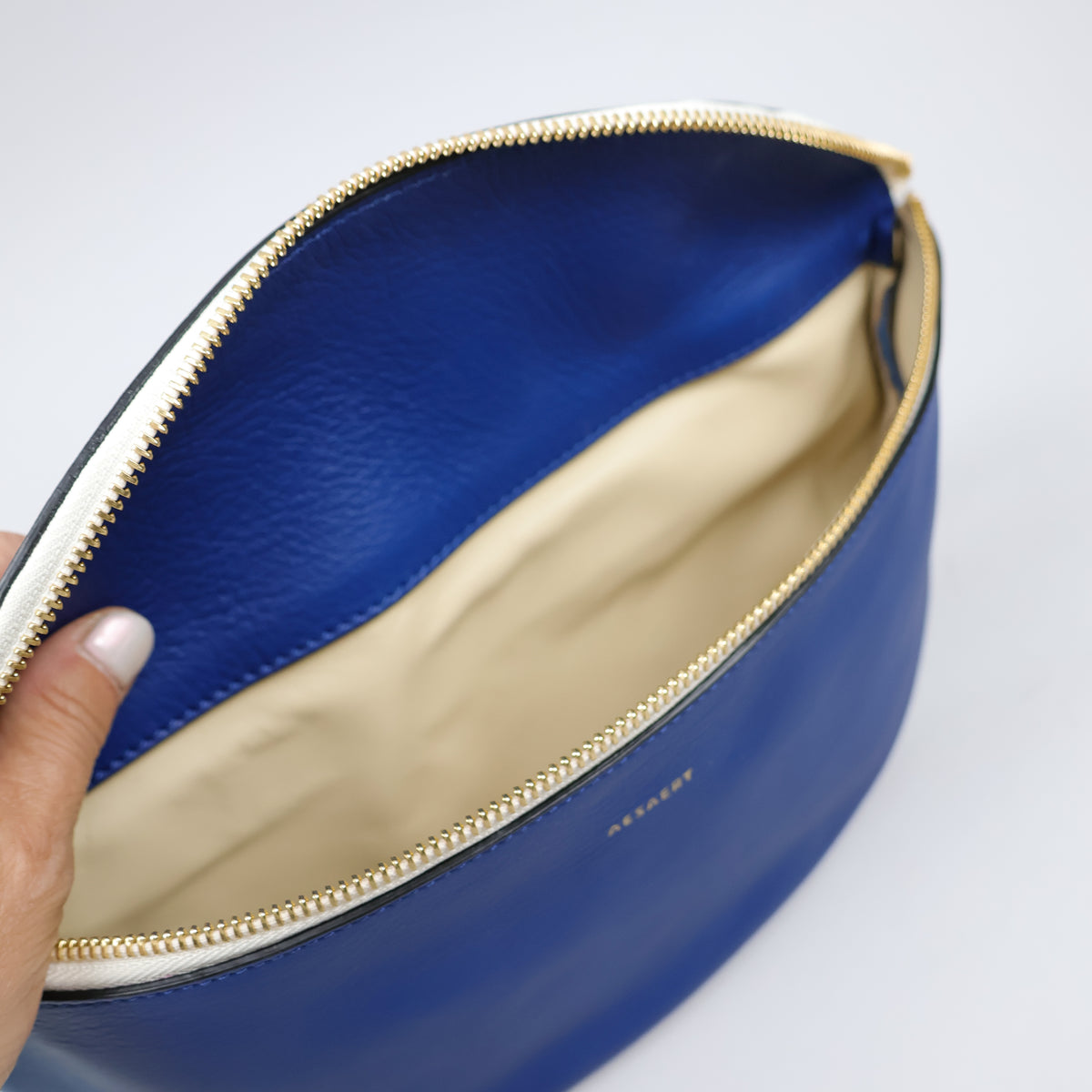 Renée - Cobalt blue