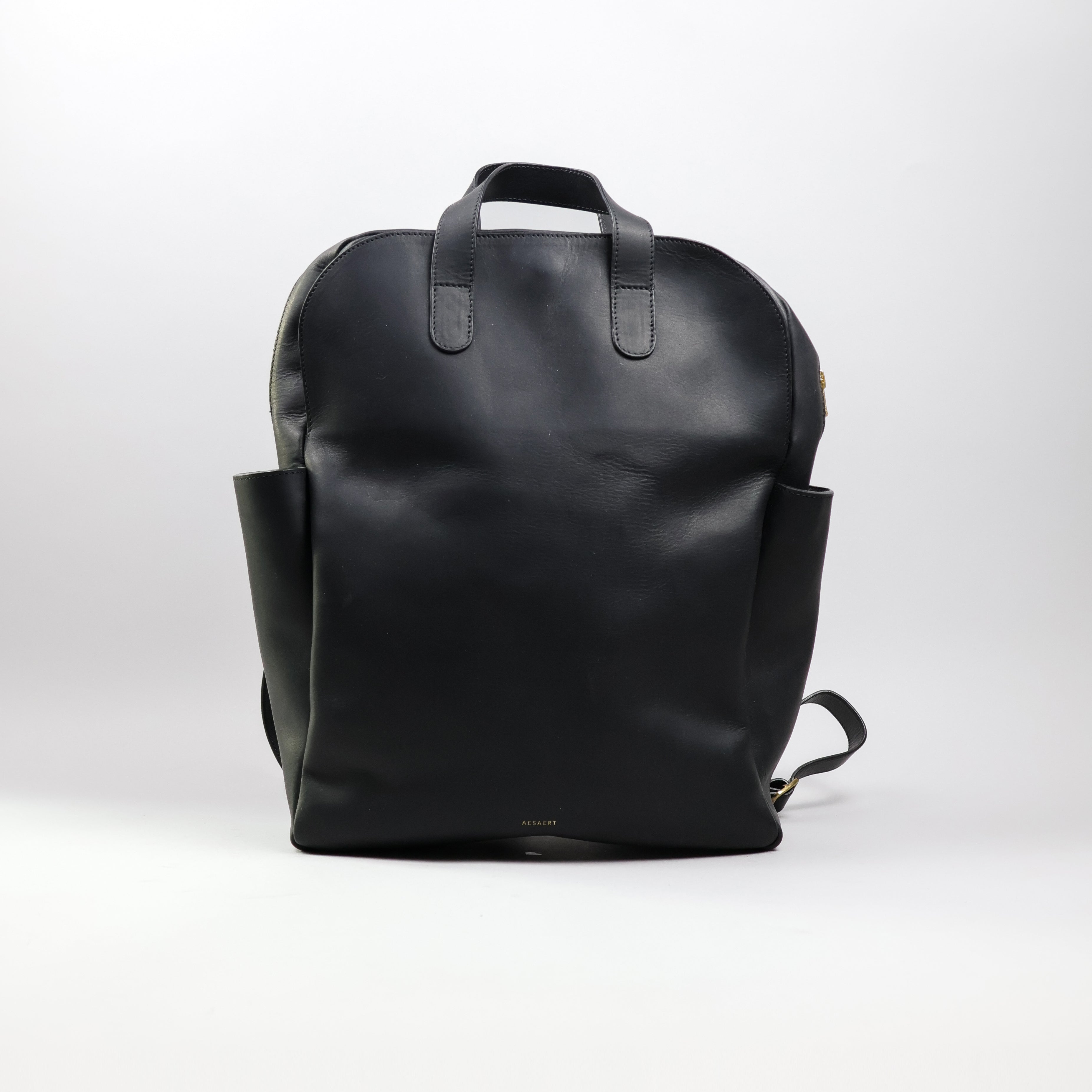 Odile - Black