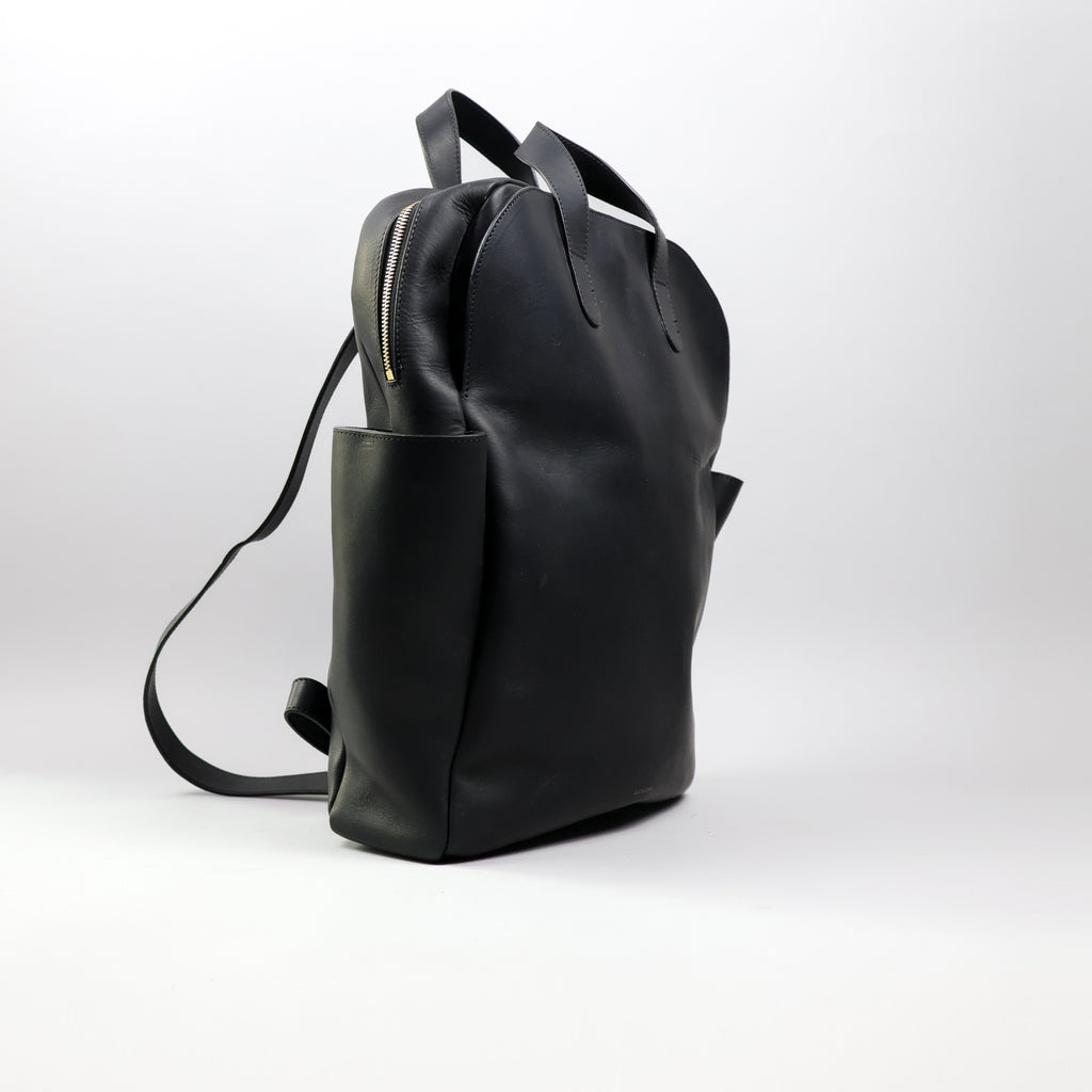 Odile - Black